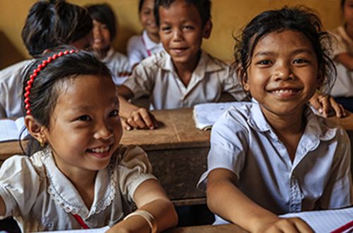 enfants | école | élèves | sourire